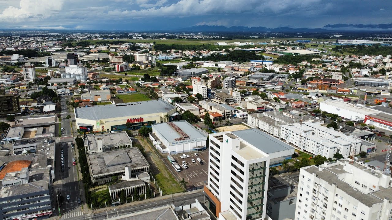 São José dos Pinhais - PR. Uma das melhores cidades do Paraná.  Região central.