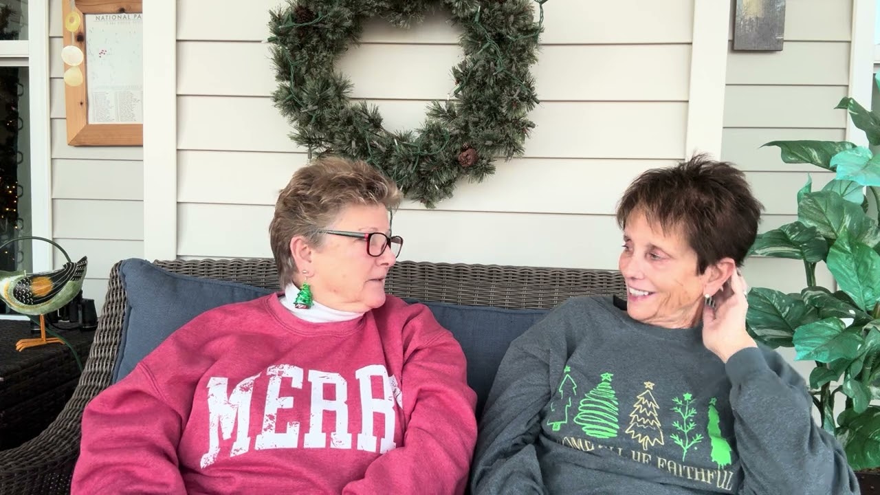 Bee’s digging deep with her friend in Arizona 