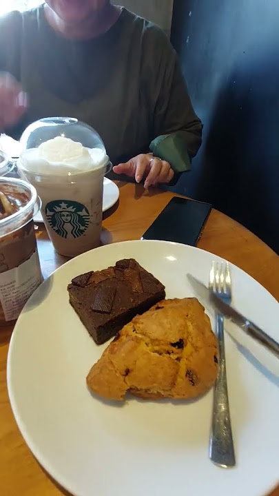 Nongky sore @starbucks
