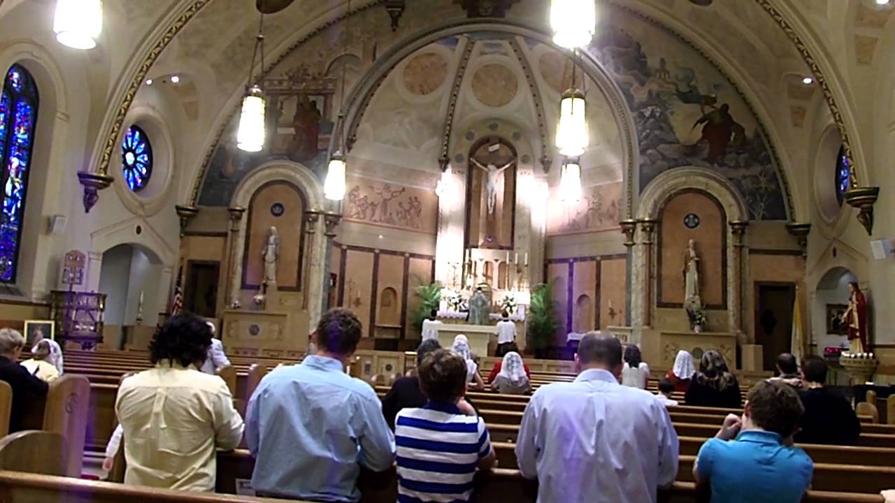 Latin Mass at St Anthonys church, Lancaster PA - YouTube