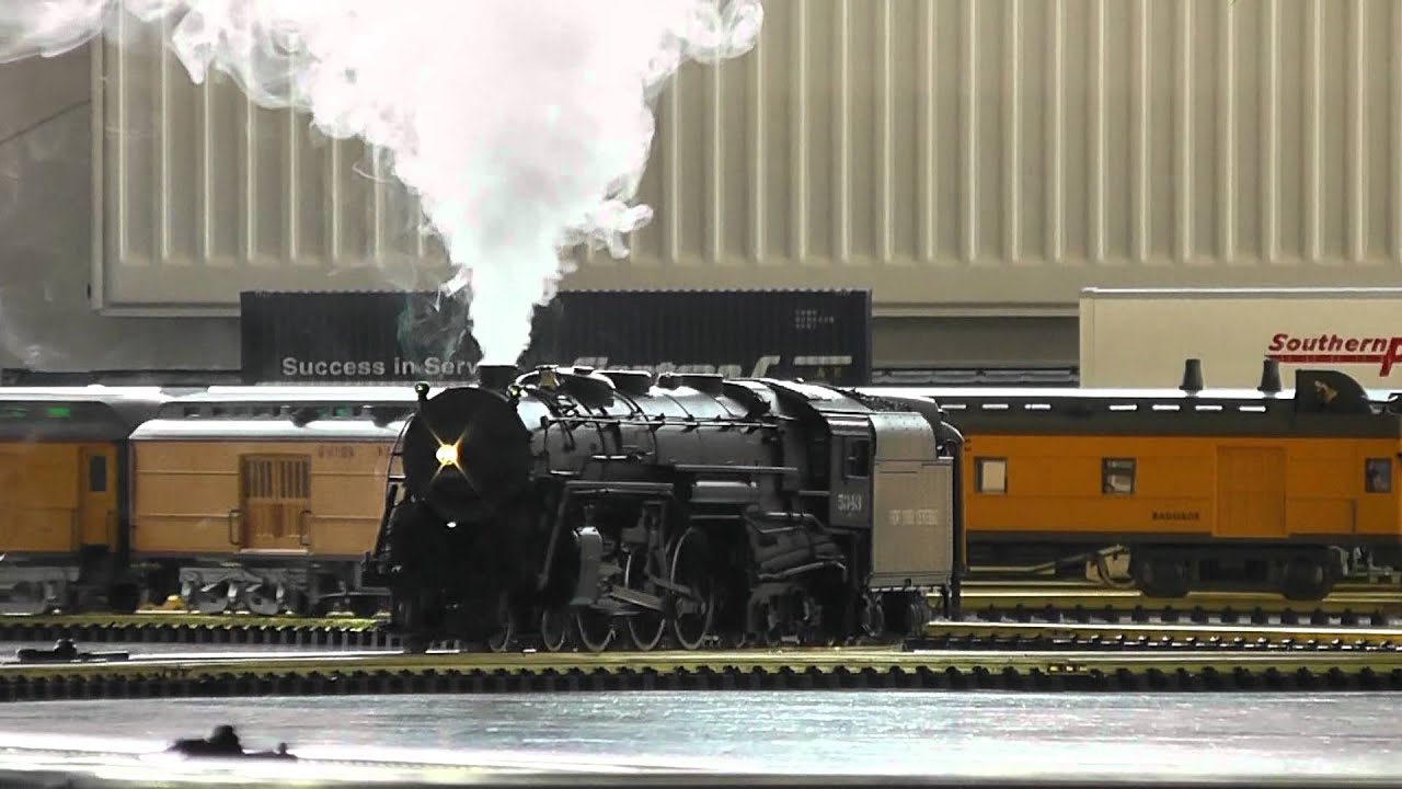 Indoor g scale Hudson smoking like real! MUST SEE!!! - YouTube