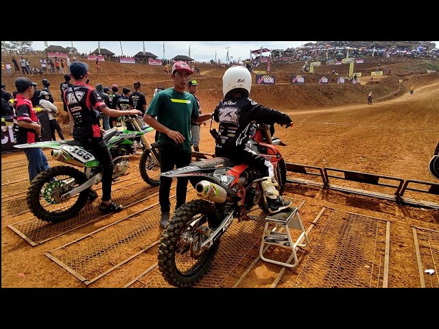 LIHATLAH SKILL B0CAH AJAIB M ATHAR BEGITU MENAKUTTKAN..MOTORNYA GEDE BANGETT! class=