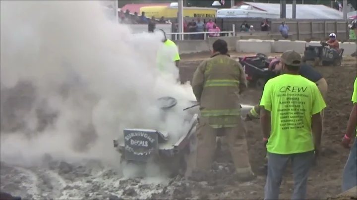Marshall, IL Pro-Stock Lawn Mowers Demolition Derb...