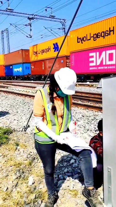RAILWAY JUNIOR ENGINEER JOB PROFILE SALARY WORK PROMOTION ETC ytshorts railway-junior-engineer-job-profile-salary-work-promotion-etc-ytshorts