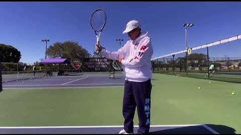 Understanding the three hinges on the forehand by Rick Macci