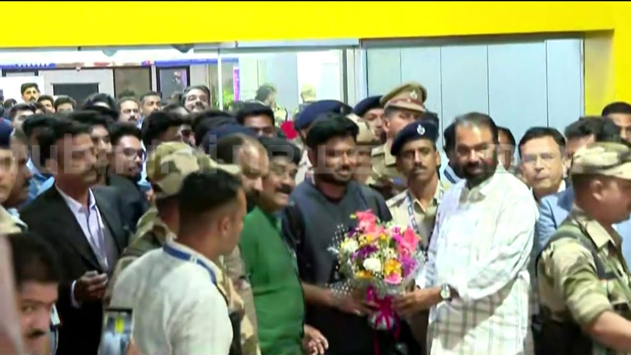 വെല്‍ക്കം ബാക്ക് ചേട്ടാ....ജന്മനാട്ടില്‍ സഞ്ജു സാംസണിന് ആവേശോജ്ജ്വലമായ സ്വീകരണം