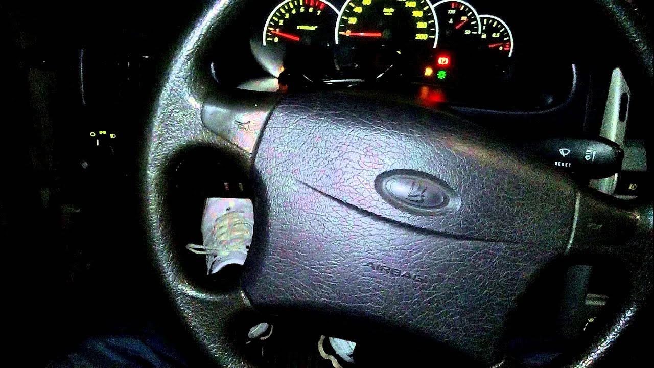Горит руль на приоре. Кожаный руль приора 1. Приора загорается абс на скорости 80. Горит руль на приоре. Эур приора на ваз 2114.