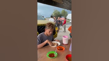 Thumbnail of Rian arifin lagi makan di serbu fans ‼️