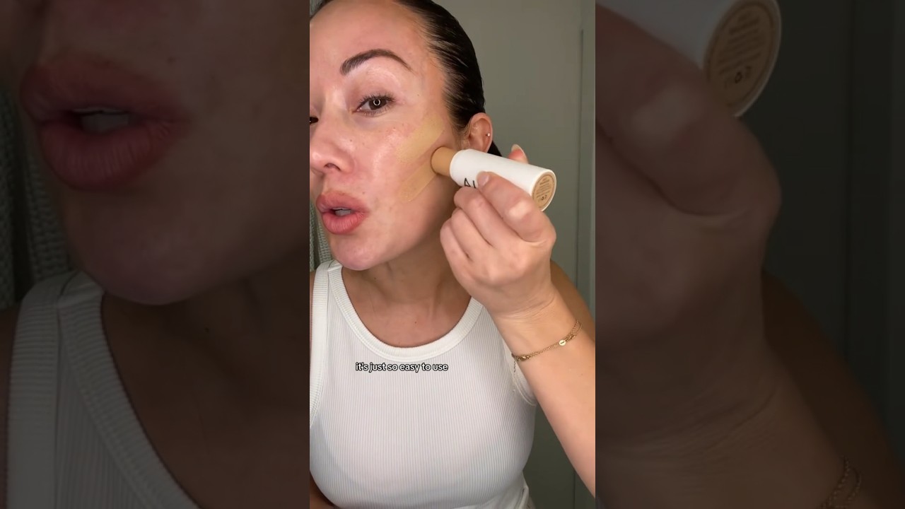 My review of the Ilia Complexion Stick Foundation! Have you tried it? 