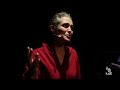 Une peau plus loin - La Farouche cie