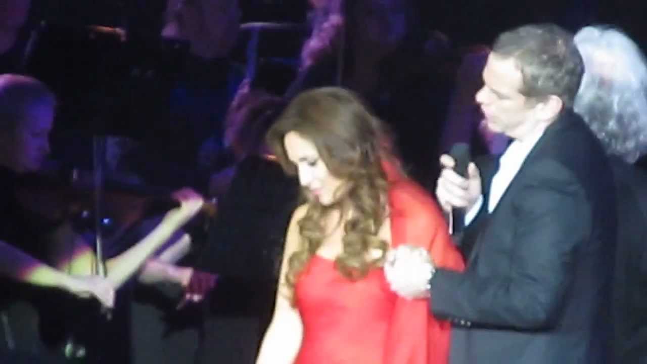 Notre Dame De Paris 8.03.2013 Les oiseaux qu'on met en cage YouTube