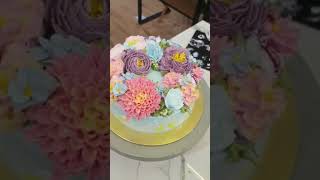 Private Masterclass on Floral Piping
