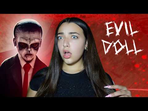 CAN WE DEFEAT THE EVIL DOLL? *SCARY HORROR GAME & JUMP SCARES