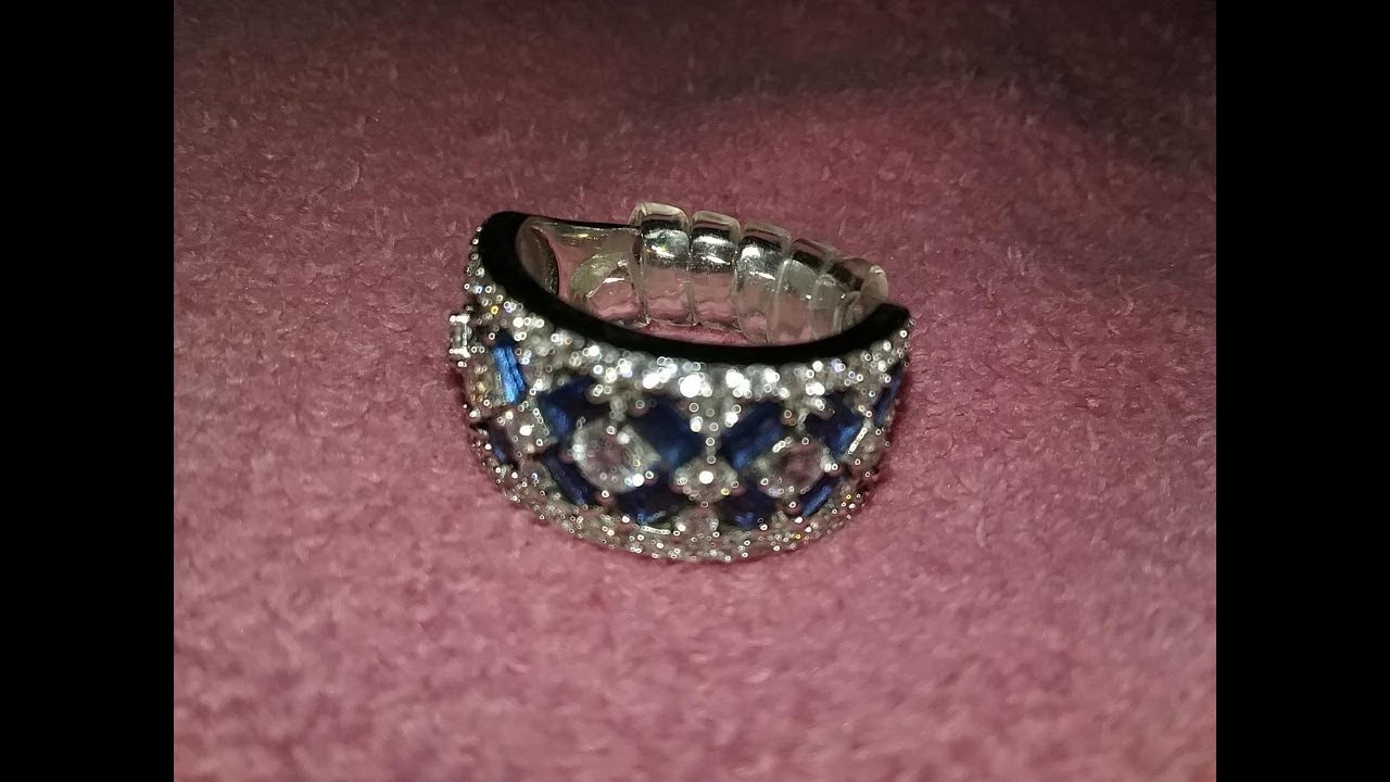 Invisible Ring Size Adjuster for Loose Rings  Ring Guard, Ring Sizer, 4 Sizes Fit Almost Any  Review