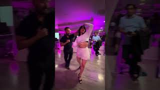 Intermediate Level Salsa Combination by Alejandro Sol and Jessica!