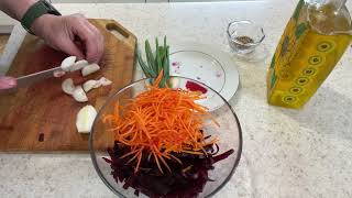 Свекла + морковь - вкусный салат для прочищения кишечника. Бюджетно, полезно и вкусно!
