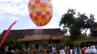 Balon Besar (Kedua).MP4