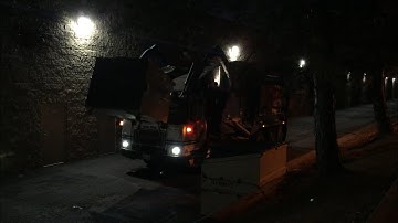 City of Redding New Way Mammoth Front Loader Garbage Truck