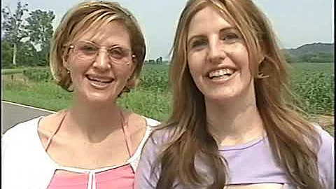 Sisters Wade Liners