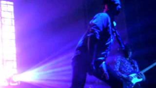 Lounge Fly DeLeo gets pizzed at Scott n walks off stage AVI