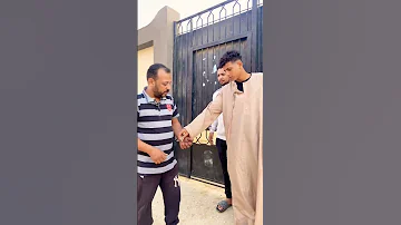 لو تقدر تساعد حد في لقمه العيش عايز يسترزق عند باب المدرسه شوف اللي حصل Mano 