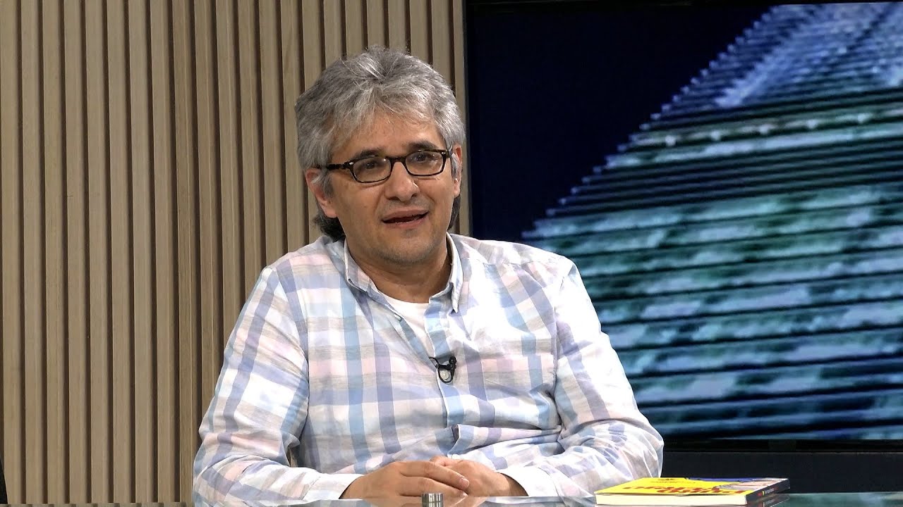 El Trovador Que Conquistó La Televisión: Así Llegó César Betancur 'Pucheros' Hasta Un Emmy