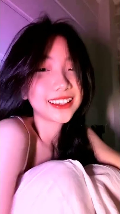1039  A nhìn j e đấy   A lườm e à #shorts