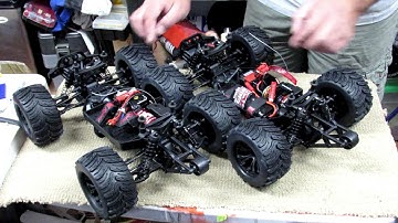 COMPARE! Red Cat Racing Dukono Brushed vs Dukoni PRO Brushless Monster Truck!