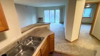 STUNNING Remodled One Bedroom Apartment!!