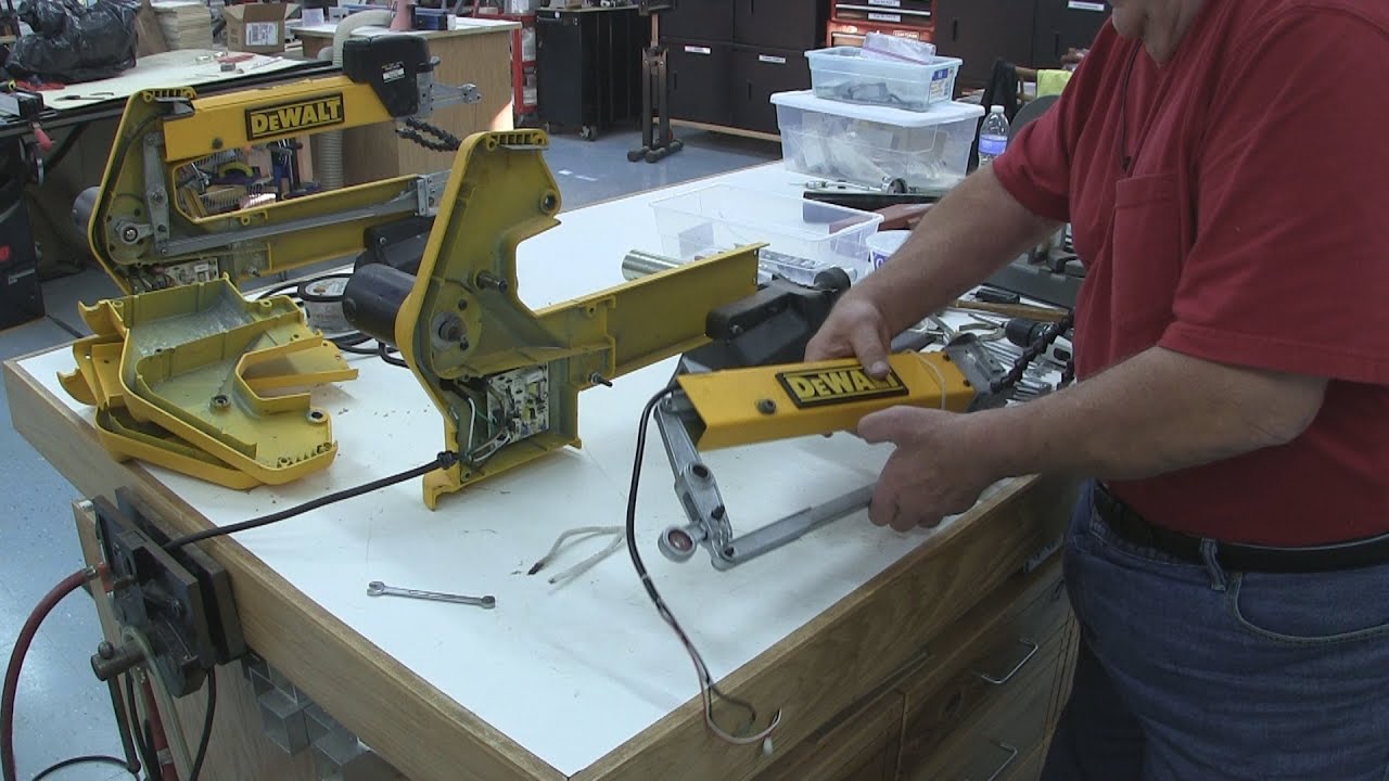 2014-12-04 DeWalt 788 Scroll Saw Service (part 3 of 4) - YouTube