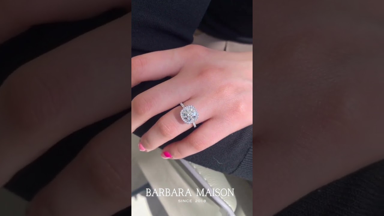 Round Lab Grown Diamond Halo Engagement Ring. 
