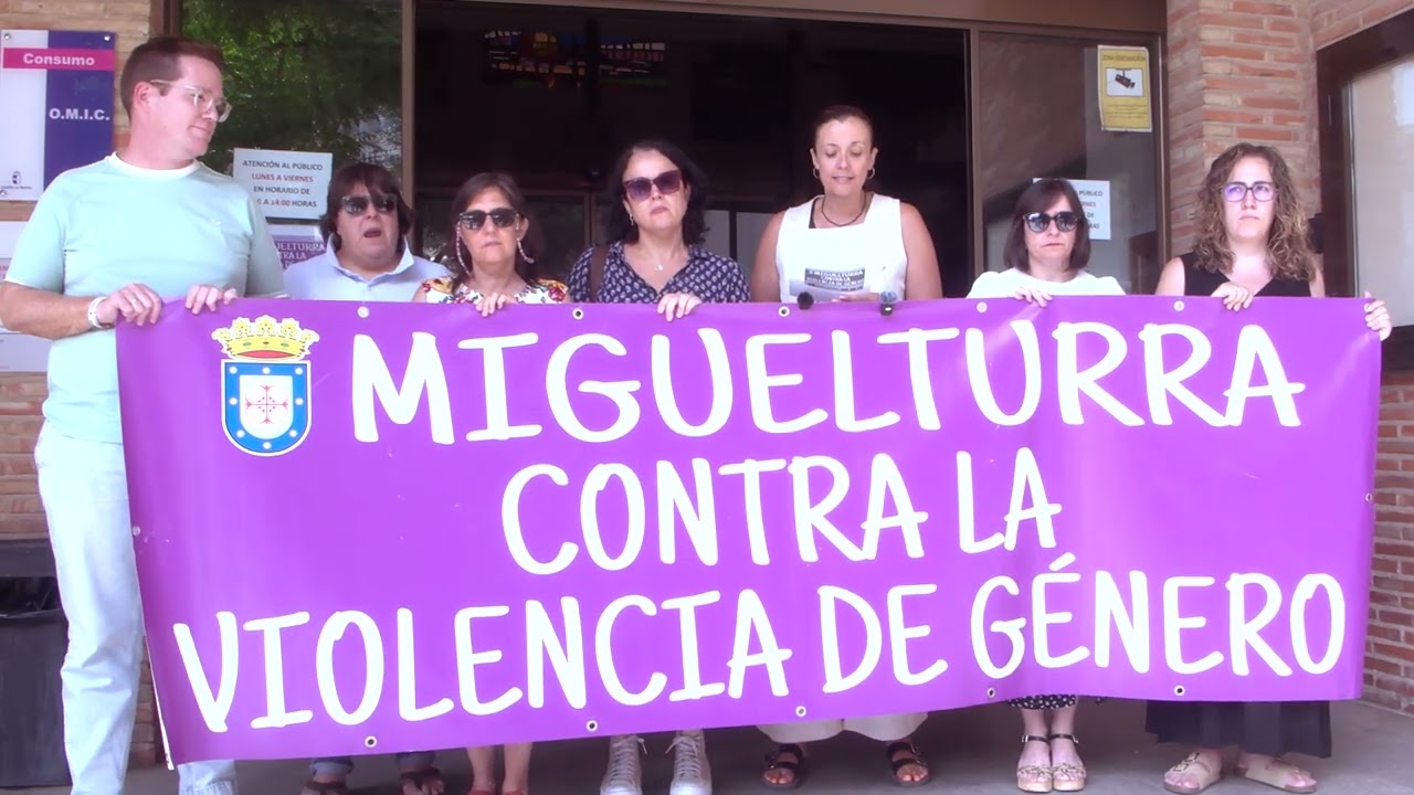 Manifiesto y minuto de silencio por las recientes víctimas de violencia de género. Miguelturra