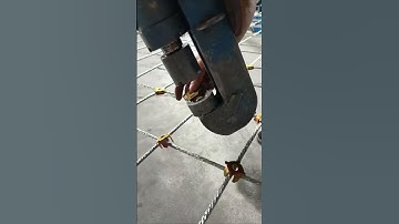 The process of fixing the steel wire mesh grid- Good tools and machinery make work easy