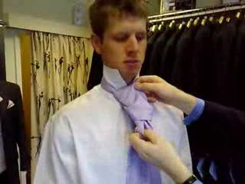 How to tie a cravat for a wedding suit