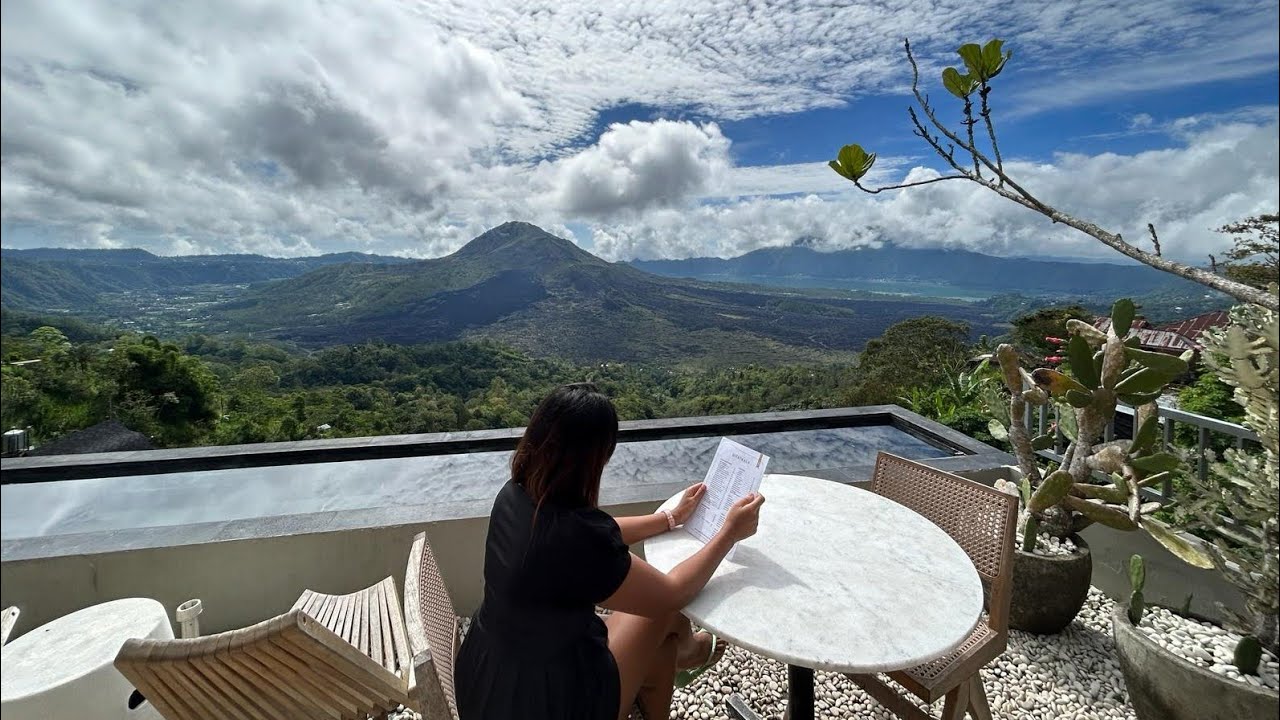 RITATKALA CAFE  . The best cafe in kintamani  with views of Mount Batur 