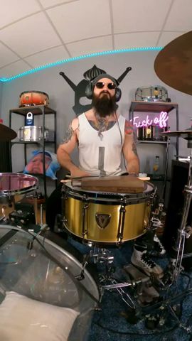 Giotto Dibondon konsensus Overfladisk ZZ Top - Sharp Dressed Man (Crazy Drummer) - YouTube