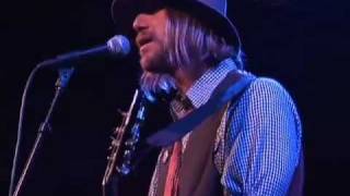 Video thumbnail of "Todd Snider - Can't Complain"