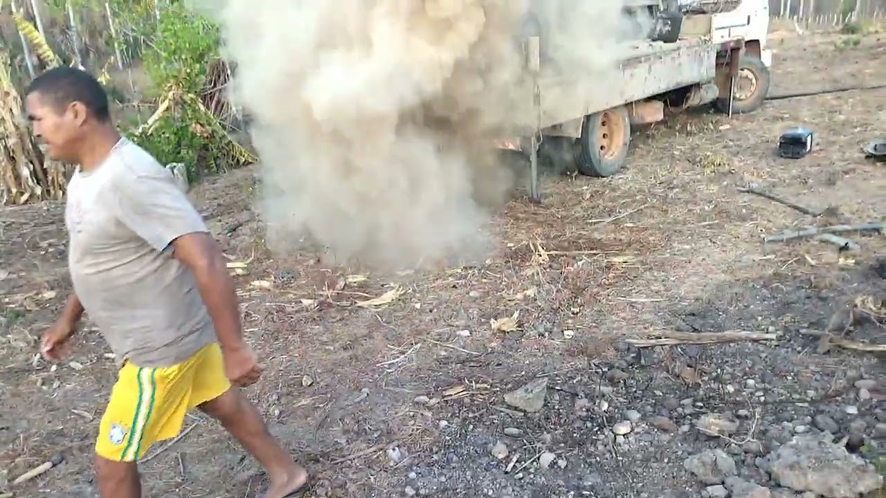 Como é cavado um poço tubular?