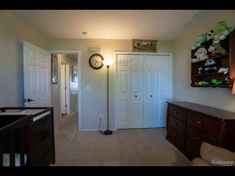 35570 Pheasant Lane, Westland, MI home video tour