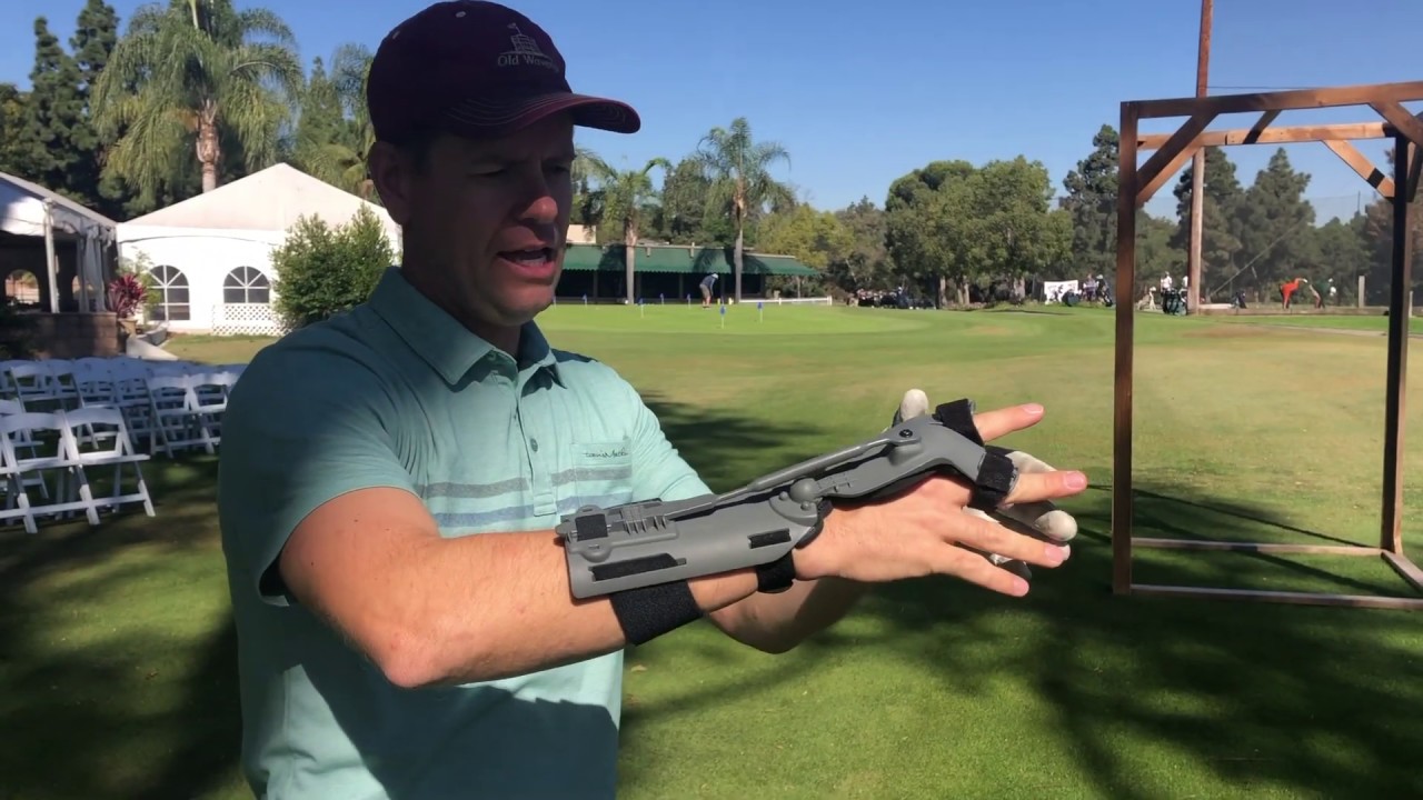 This Training Aid LOCKS your WRISTS into the right position! DOES IT