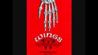 Wings-Jerangkung di lemari
