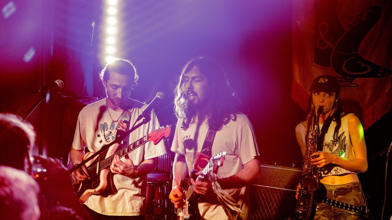 'A Moon's Bouche' - Flat Moon (Live at LBSU)