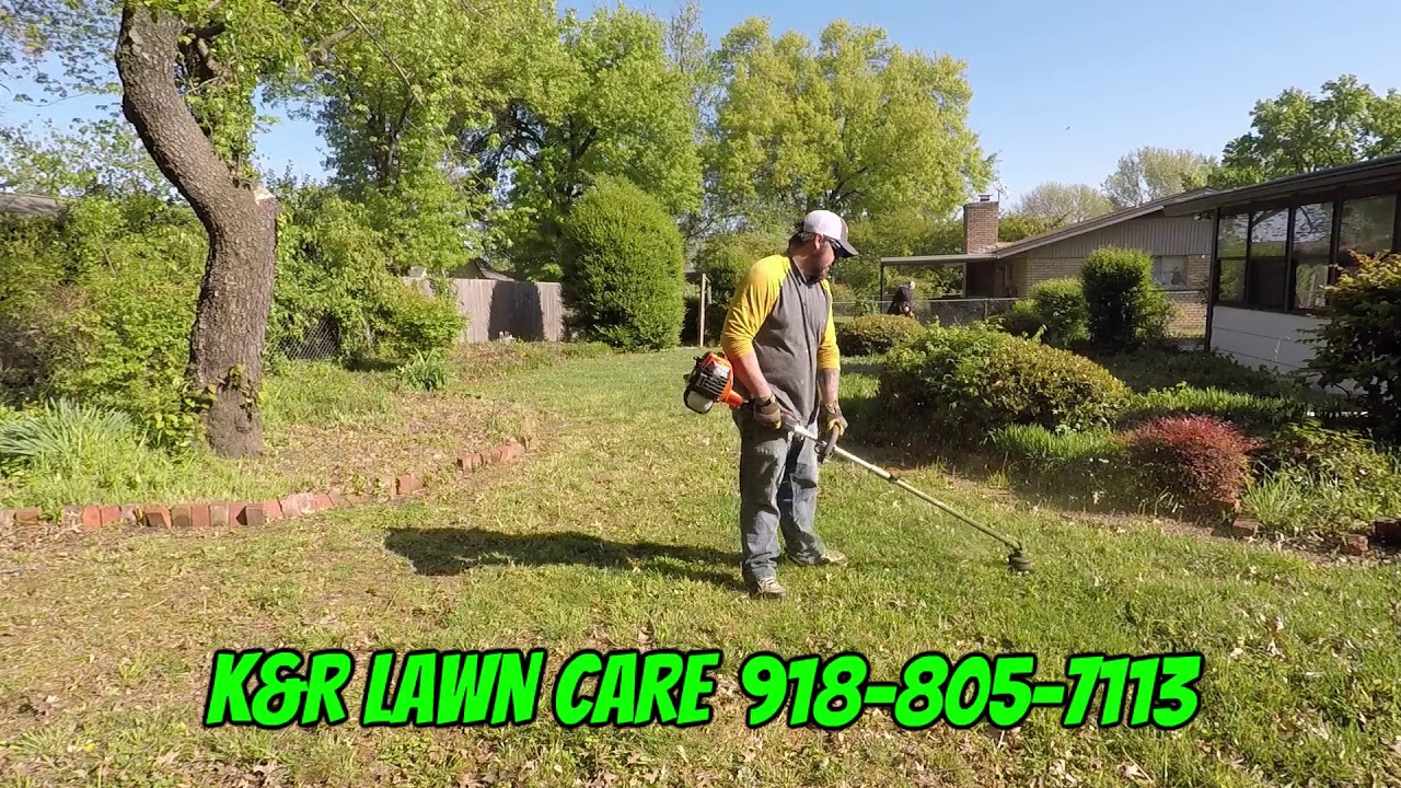 Mowing a small in town lot K&amp;R Tulsa lawn Care YouTube