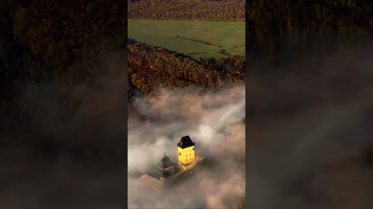 🌎🇨🇿, Замок Карлштейн в Чехии — одна из самых примечательных готических построек