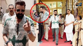 Sanjay Dutt Reached To Cast His Vote