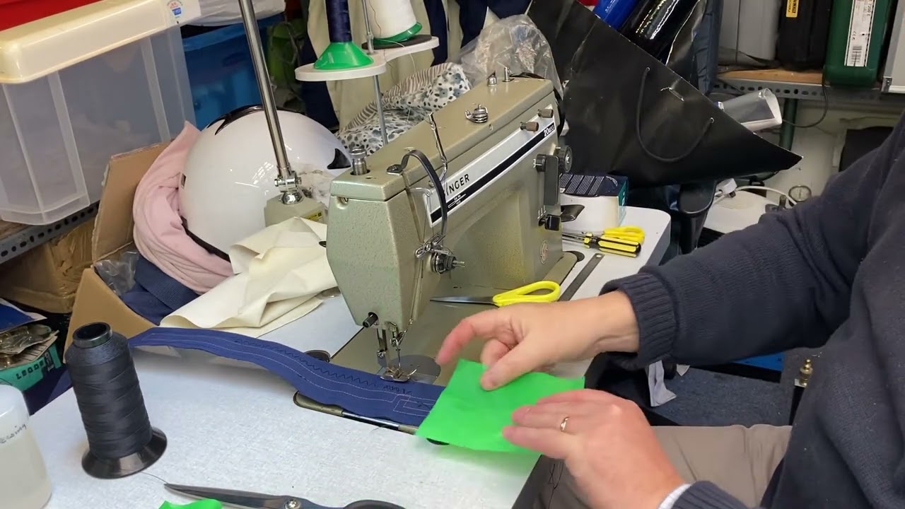 Singer 20u industrial zig zag sewing machine used for boat covers and sail repairs
