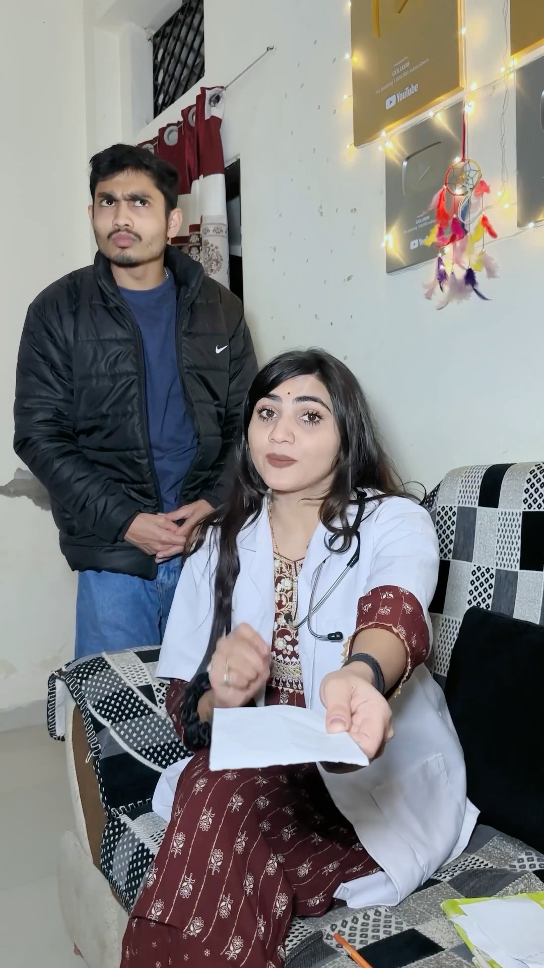डॉक्टर बन के लूटा?? #kajalsoni #funny #comedy #youtubeshorts #viralvideos #drama