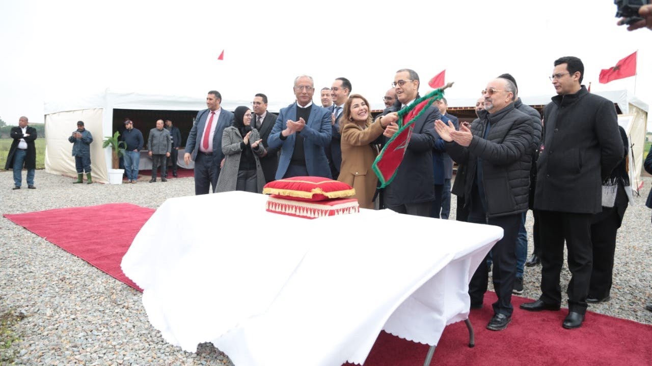 بعد طول انتظار..إعطاء انطلاقة الشطر الأول لهيكلة وتوسيع الطرق الرابطة بين المكانسة والبيضاء