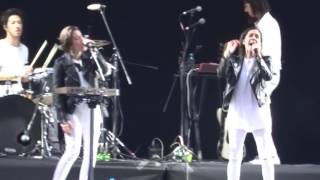 Tegan and Sara - How Come You Don't Want Me Live Corona Capital Mexico 2016