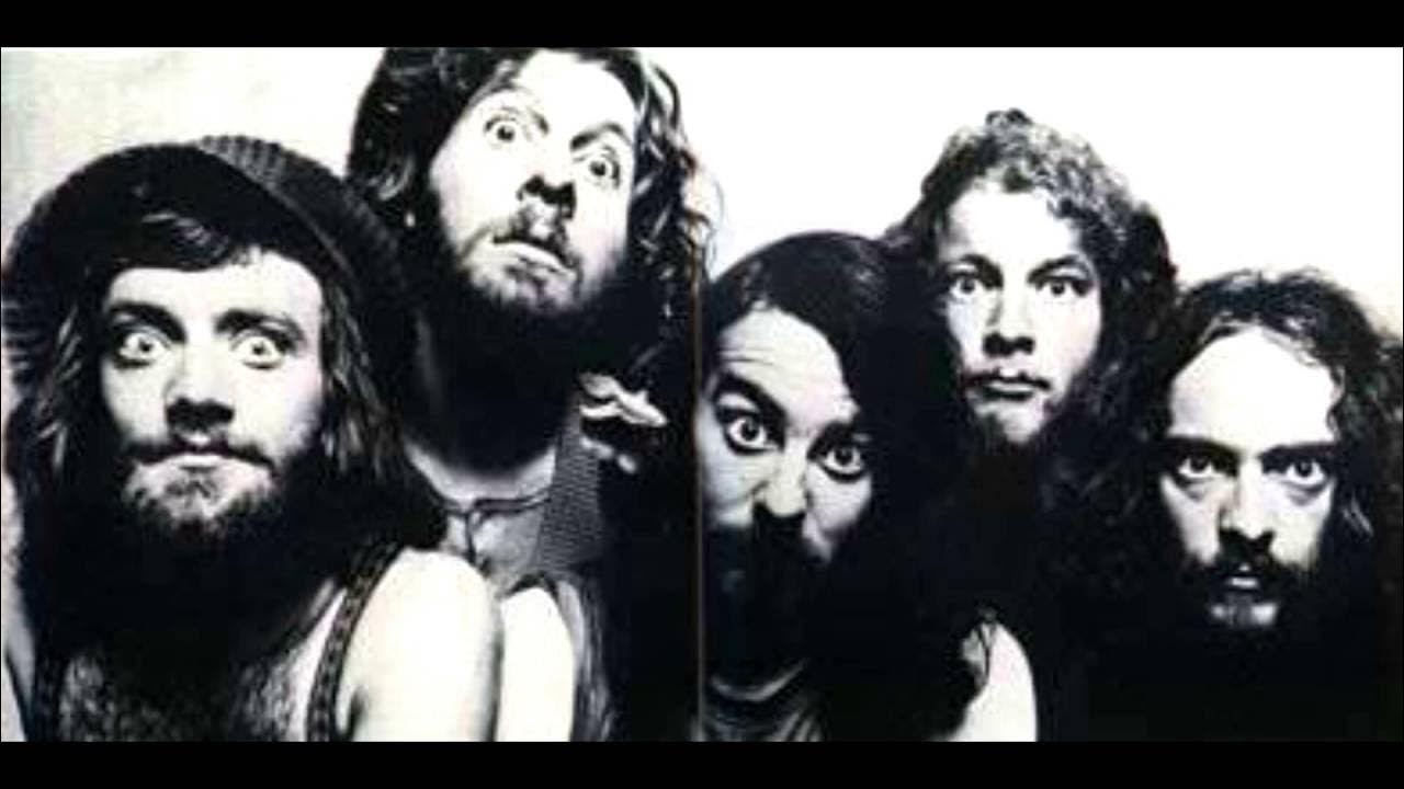 Группа jethro tull альбомы. Jethro tull stand up обложка. Группа jethro tull альбомы. Jethro tull stand up 1969 cover. Jethro tull stand up 1969.